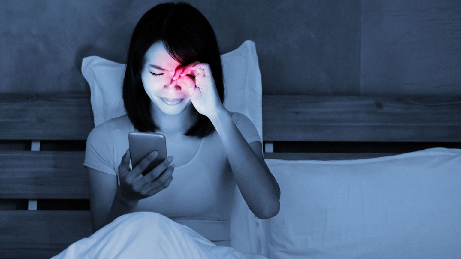 From-Near-Perfect-Vision...-She-Became-Almost-Blind-1536x864